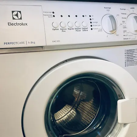 St Tropez Et A Pied Escale De Charme - 3 شقة *