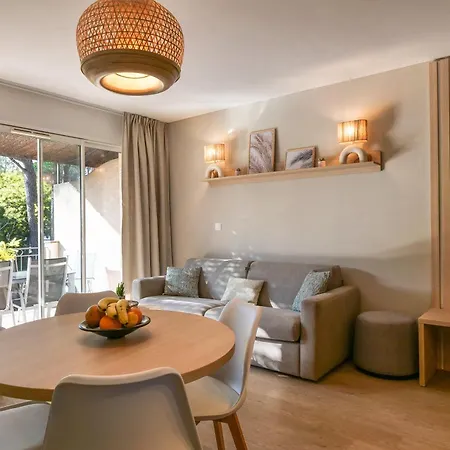 Daire St Tropez Et A Pied Escale De Charme - 3 *