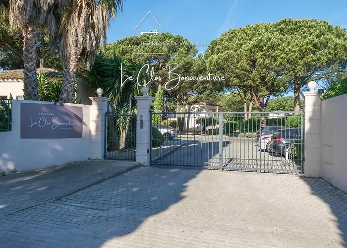 St Tropez Et A Pied Escale De Charme - 3 *